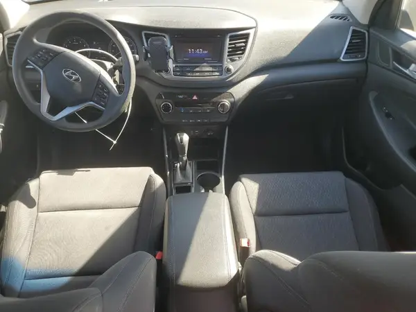 KM8J23A45HU373701 2017 HYUNDAI TUCSON - Image 8