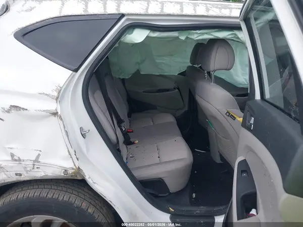 KM8J23A45HU381118 2017 HYUNDAI TUCSON - Image 8