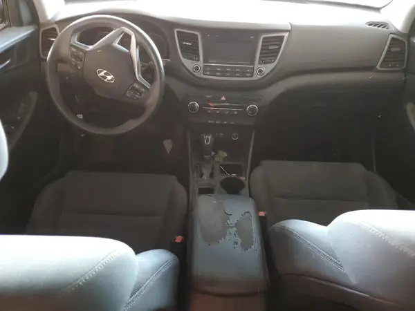 KM8J23A45HU395293 2017 HYUNDAI TUCSON - Image 8