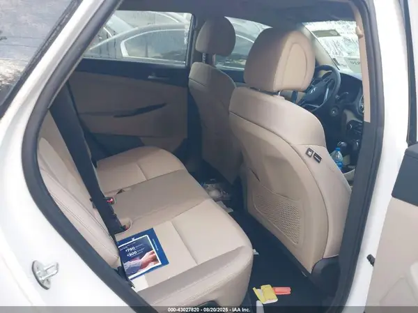 KM8J23A45HU408835 2017 HYUNDAI TUCSON - Image 8