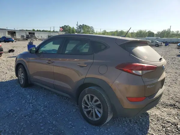 KM8J23A45HU475726 2017 HYUNDAI TUCSON - Image 2