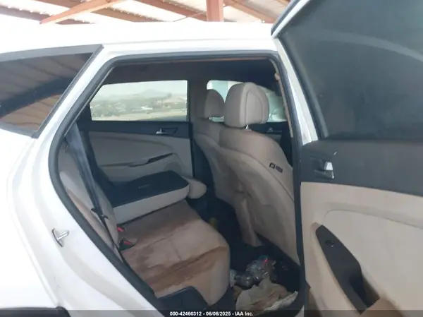 KM8J23A45HU508711 2017 HYUNDAI TUCSON - Image 8