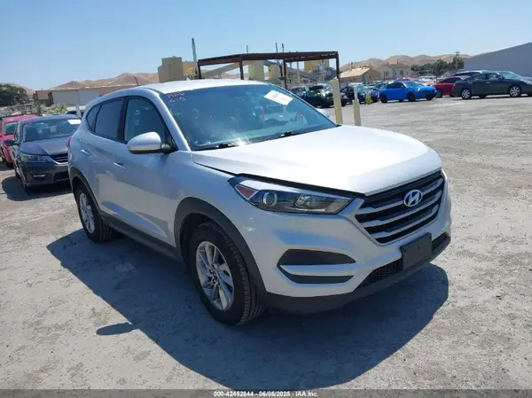 KM8J23A45HU541269 2017 HYUNDAI TUCSON - Image 1