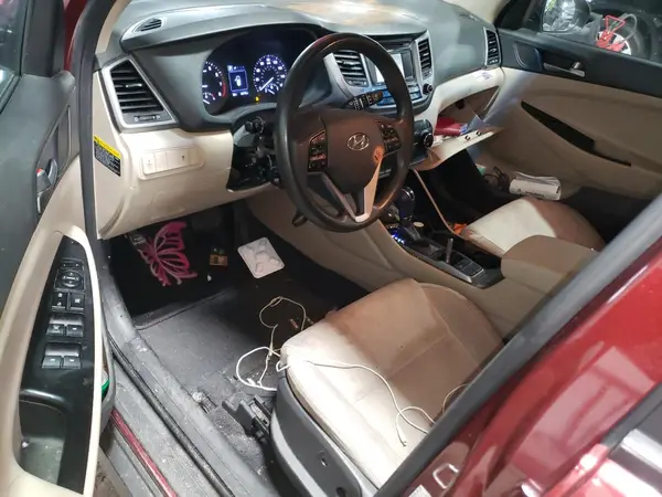 KM8J23A45HU544205 2017 HYUNDAI TUCSON - Image 8