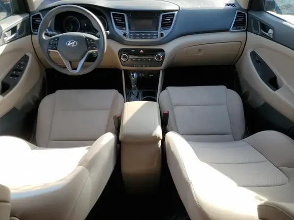KM8J23A45HU551199 2018 HYUNDAI TUCSON - Image 8
