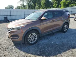 KM8J23A45HU564261 2017 HYUNDAI TUCSON