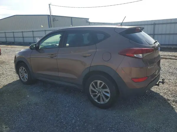 KM8J23A45HU564261 2017 HYUNDAI TUCSON - Image 2