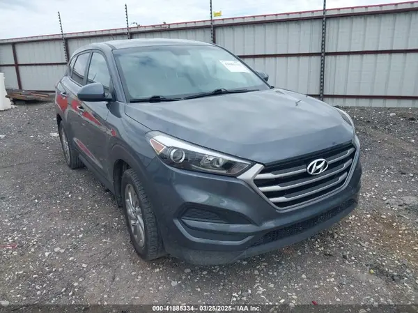 KM8J23A45HU593761 2017 HYUNDAI TUCSON - Image 1