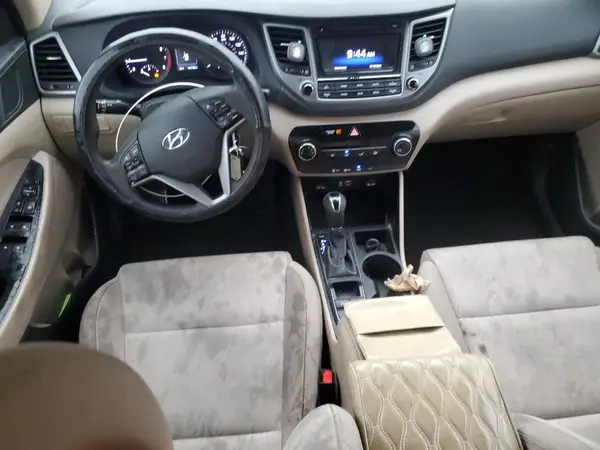 KM8J23A45JU635481 2018 HYUNDAI TUCSON - Image 8