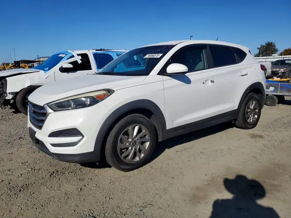 KM8J23A45JU639174 2018 HYUNDAI TUCSON - Image 1
