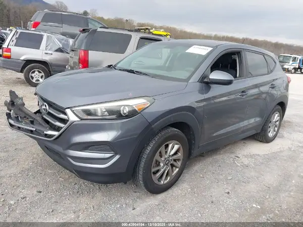 KM8J23A45JU682381 2018 HYUNDAI TUCSON - Image 2