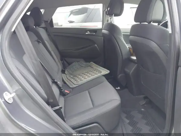 KM8J23A45JU682381 2018 HYUNDAI TUCSON - Image 8