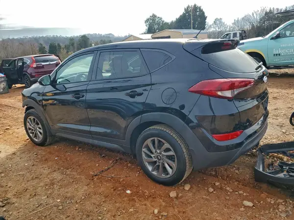 KM8J23A45JU695616 2018 HYUNDAI TUCSON - Image 2