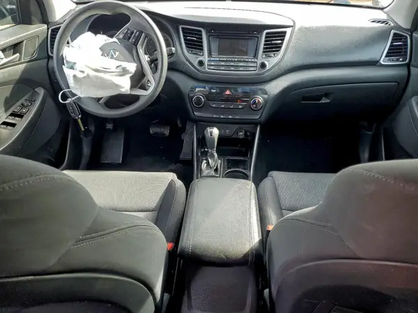 KM8J23A45JU695616 2018 HYUNDAI TUCSON - Image 8