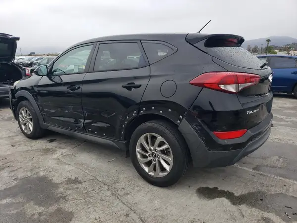 KM8J23A45JU698516 2018 HYUNDAI TUCSON - Image 2