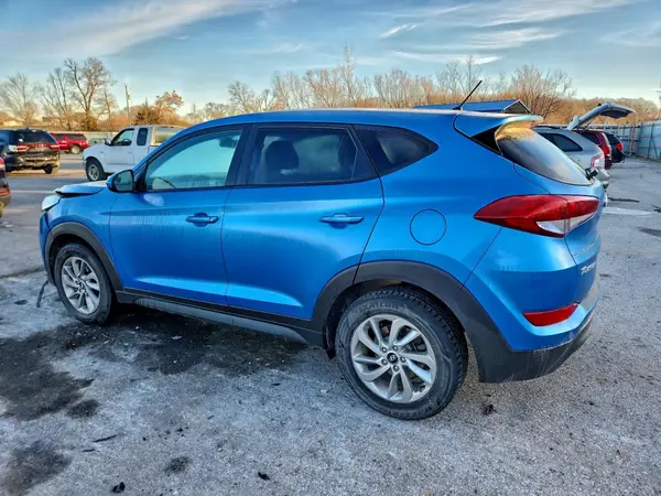 KM8J23A45JU702418 2018 HYUNDAI TUCSON - Image 2