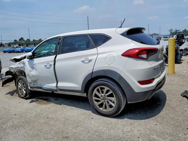 KM8J23A45JU726069 2018 HYUNDAI TUCSON - Image 2