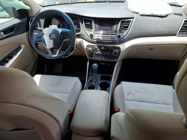 KM8J23A45JU726069 2018 HYUNDAI TUCSON - Image 8