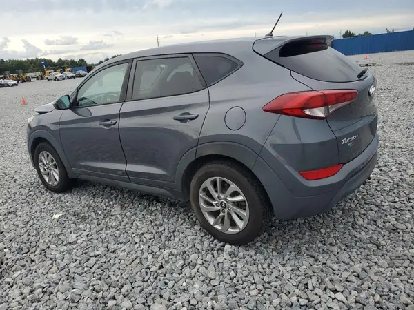 KM8J23A45JU749643 2018 HYUNDAI TUCSON - Image 2