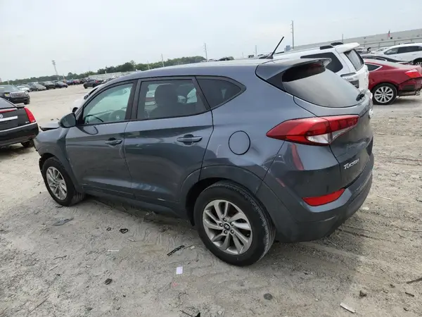 KM8J23A45JU752333 2018 HYUNDAI TUCSON - Image 2