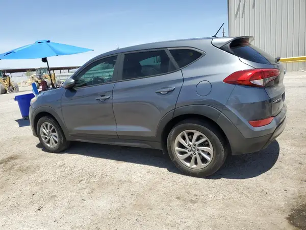 KM8J23A45JU755037 2018 HYUNDAI TUCSON - Image 2