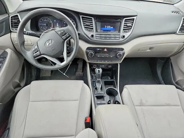 KM8J23A45JU758519 2018 HYUNDAI TUCSON - Image 8