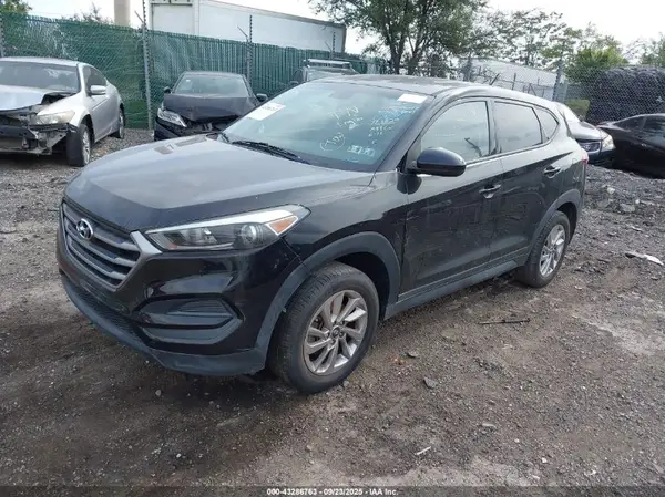 KM8J23A45JU783629 2018 HYUNDAI TUCSON - Image 2