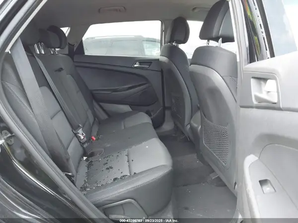 KM8J23A45JU783629 2018 HYUNDAI TUCSON - Image 8