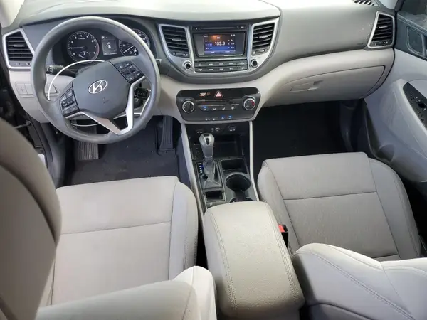 KM8J23A45JU809727 2018 HYUNDAI TUCSON - Image 8