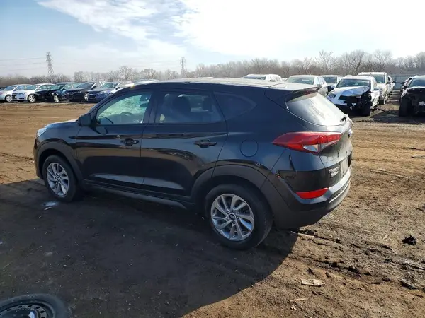 KM8J23A45JU825412 2018 HYUNDAI TUCSON - Image 2