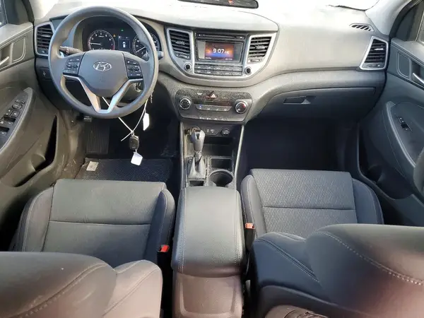 KM8J23A45JU825412 2018 HYUNDAI TUCSON - Image 8