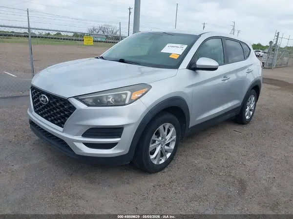 KM8J23A45KU007583 2019 HYUNDAI TUCSON - Image 2