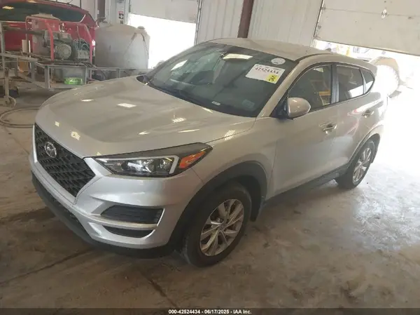 KM8J23A45KU031639 2019 HYUNDAI TUCSON - Image 2