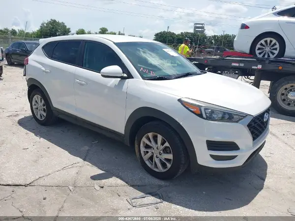 KM8J23A45KU052748 2019 HYUNDAI TUCSON - Image 1