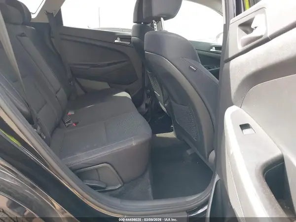 KM8J23A45KU846875 2019 HYUNDAI TUCSON - Image 8