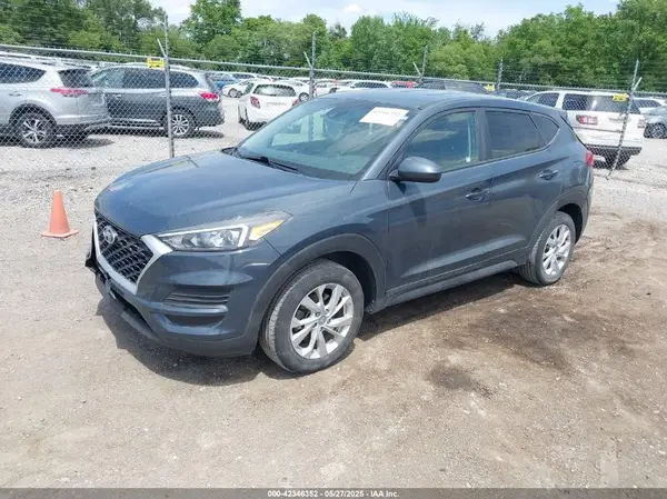 KM8J23A45KU884400 2019 HYUNDAI TUCSON - Image 2