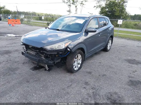 KM8J23A45KU884560 2019 HYUNDAI TUCSON - Image 2