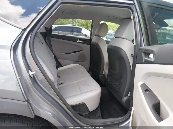 KM8J23A45KU884560 2019 HYUNDAI TUCSON - Image 8