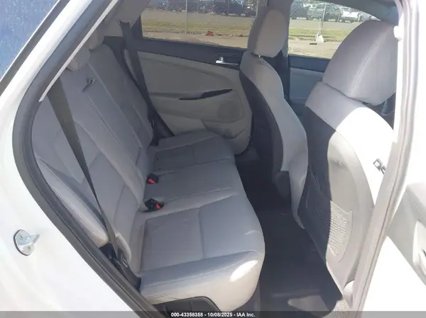 KM8J23A45KU891413 2019 HYUNDAI TUCSON - Image 8