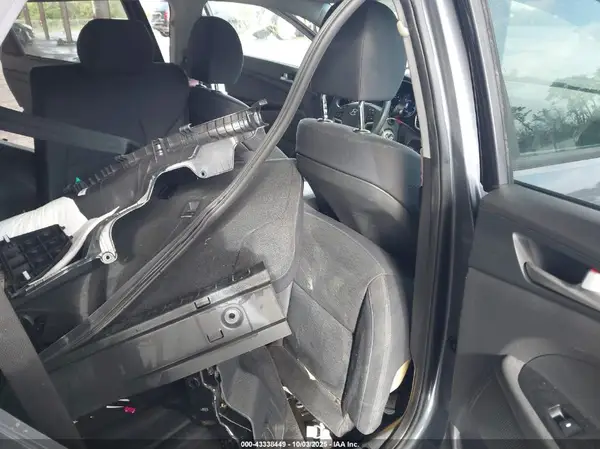 KM8J23A45KU910414 2019 HYUNDAI TUCSON - Image 8