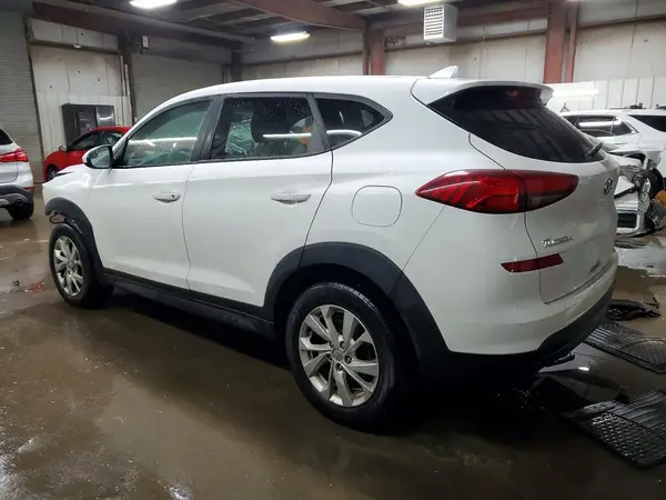 KM8J23A45KU913085 2019 HYUNDAI TUCSON - Image 2