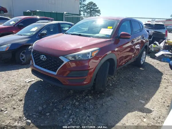 KM8J23A45KU931585 2019 HYUNDAI TUCSON - Image 2