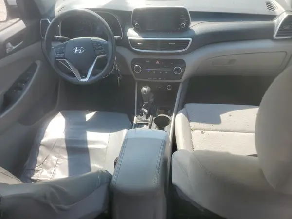 KM8J23A45KU950900 2019 HYUNDAI TUCSON - Image 8