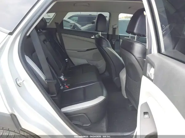 KM8J23A45KU954669 2019 HYUNDAI TUCSON - Image 8