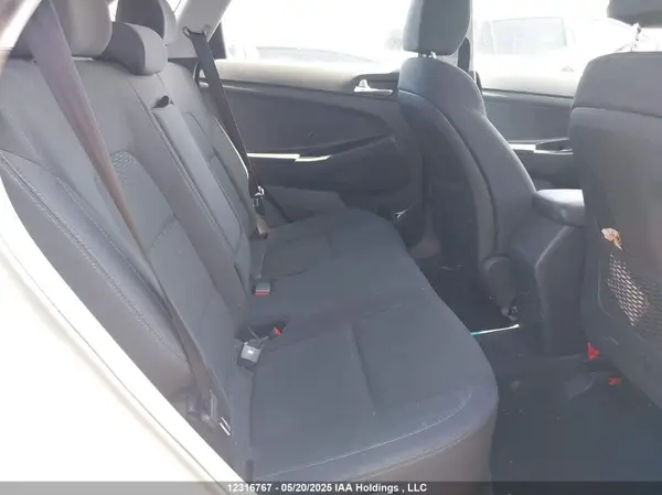 KM8J23A45KU962285 2019 HYUNDAI TUCSON - Image 8