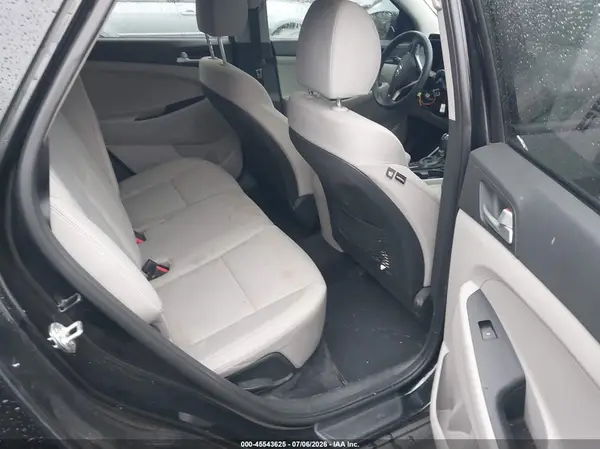 KM8J23A45MU298878 2021 HYUNDAI TUCSON - Image 8