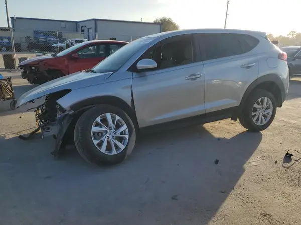 KM8J23A45MU327988 2021 HYUNDAI TUCSON - Image 1