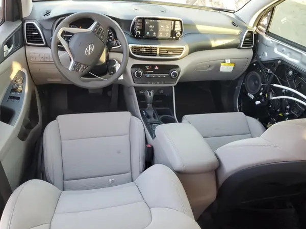 KM8J23A45MU327988 2021 HYUNDAI TUCSON - Image 8