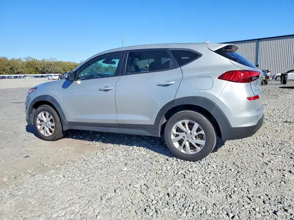KM8J23A45MU338750 2021 HYUNDAI TUCSON - Image 2