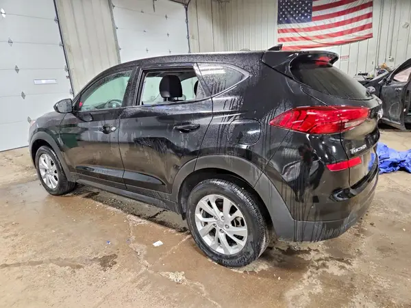 KM8J23A45MU404102 2021 HYUNDAI TUCSON - Image 2